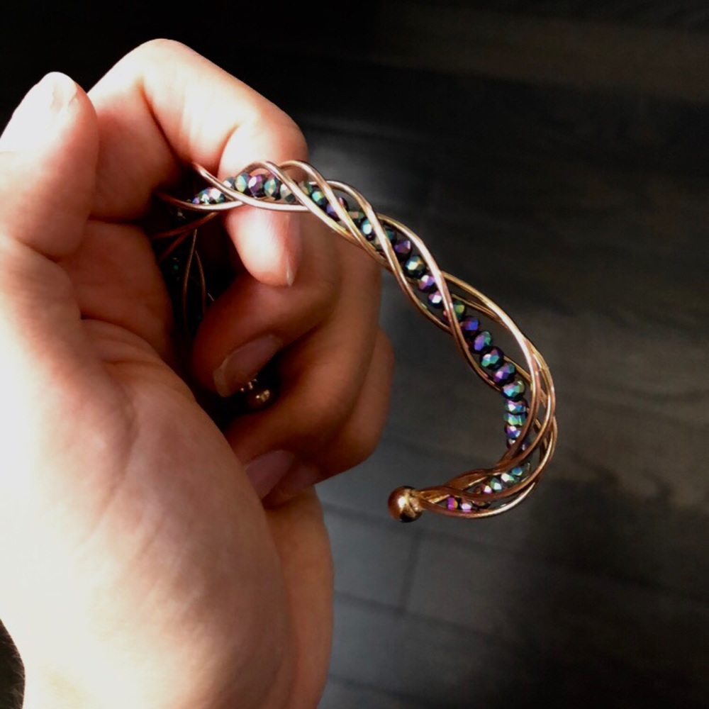 Gold Bracelet with Rainbow Topaz Beads
